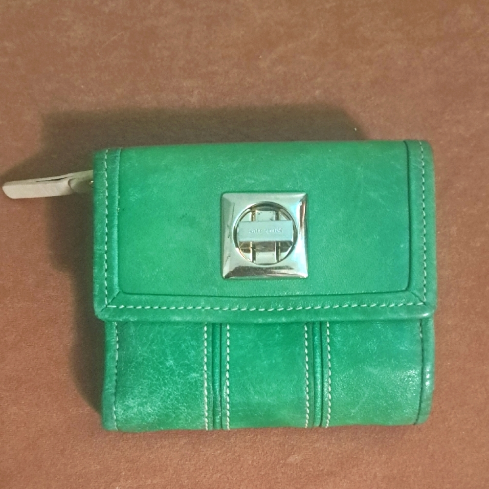 Kate Spade Bifold Credit Card Wallet Green Leather 4.25 Inch